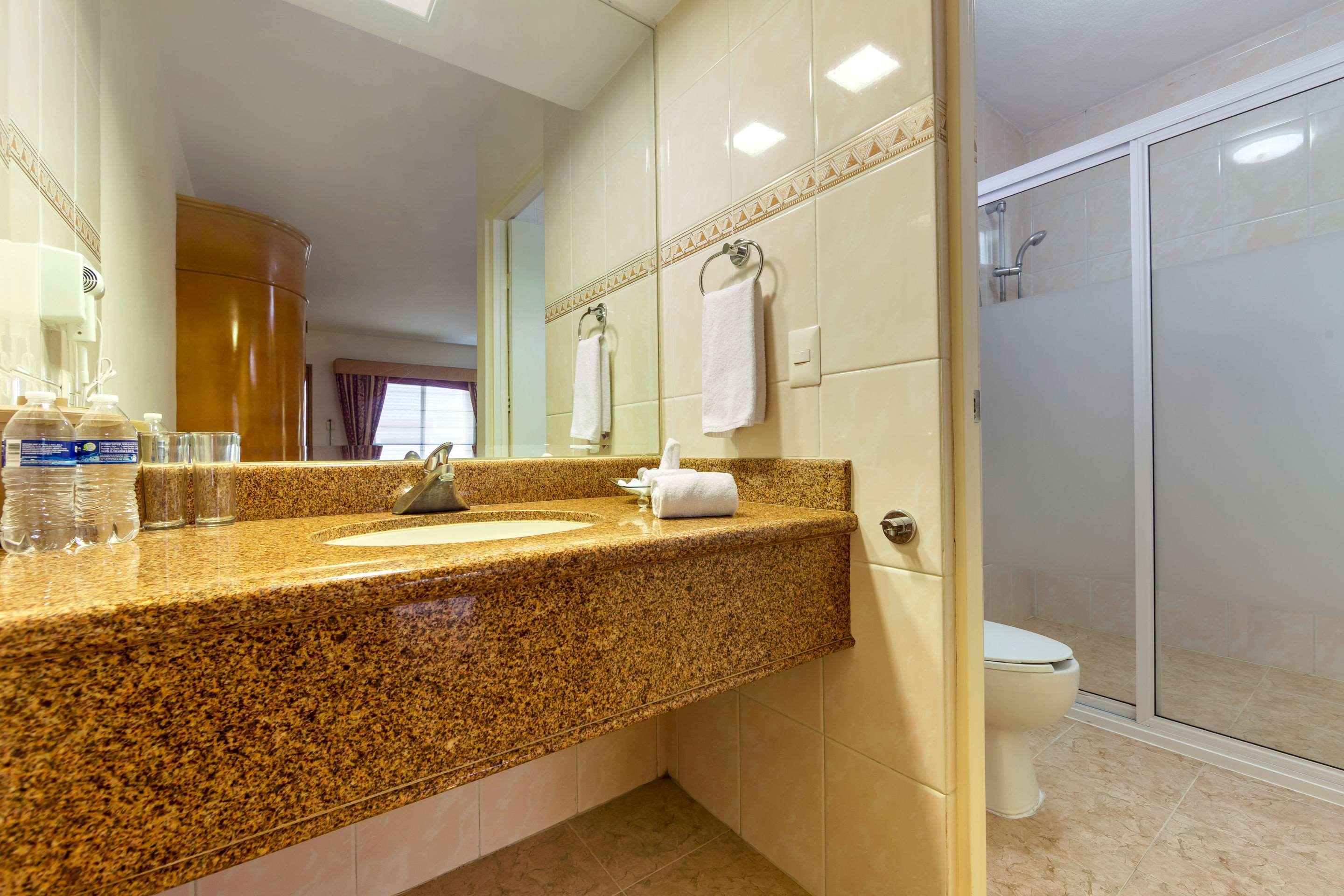 San Nicolás de los Garzas Comfort Inn Monterrey Norte מראה חיצוני תמונה