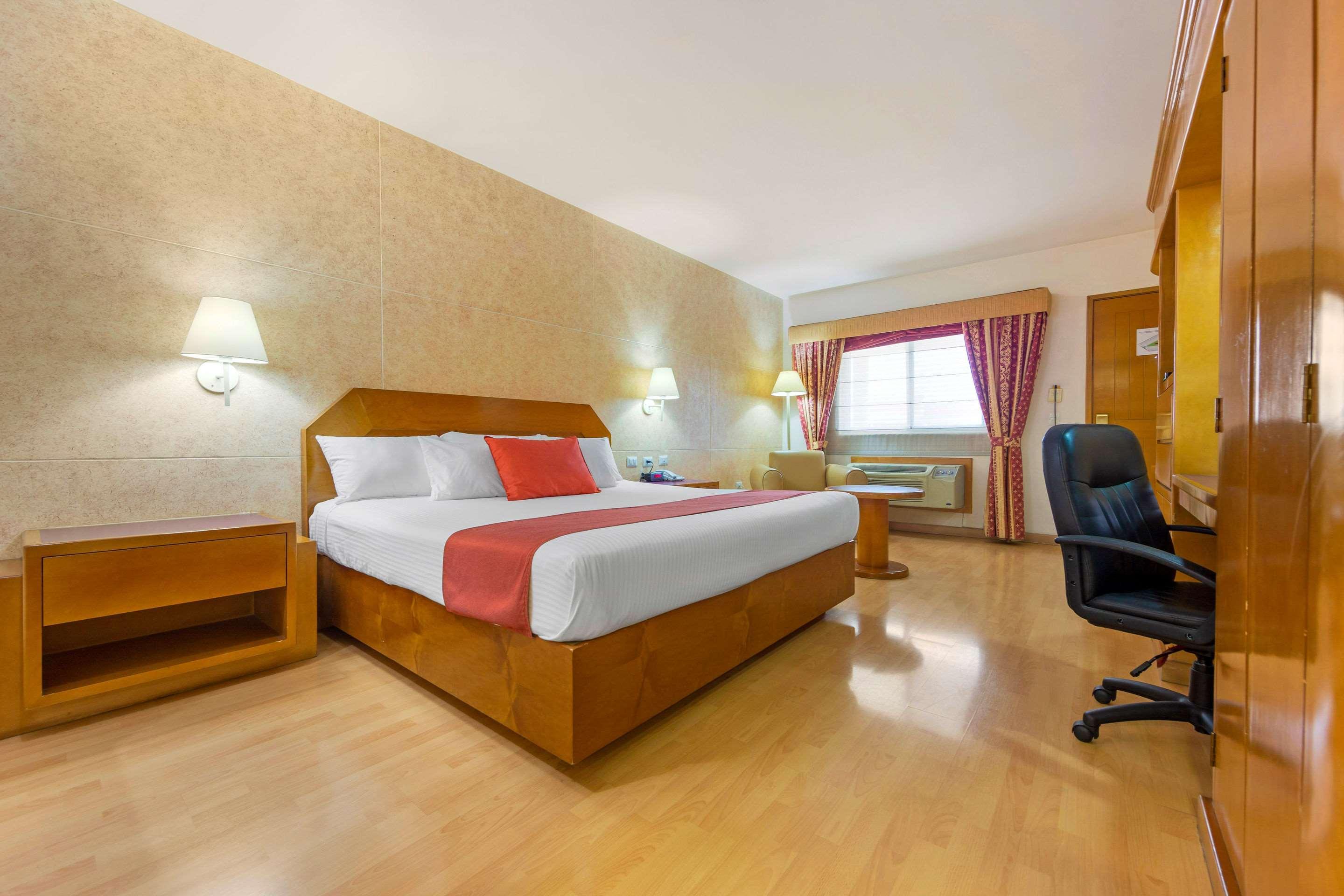 San Nicolás de los Garzas Comfort Inn Monterrey Norte מראה חיצוני תמונה