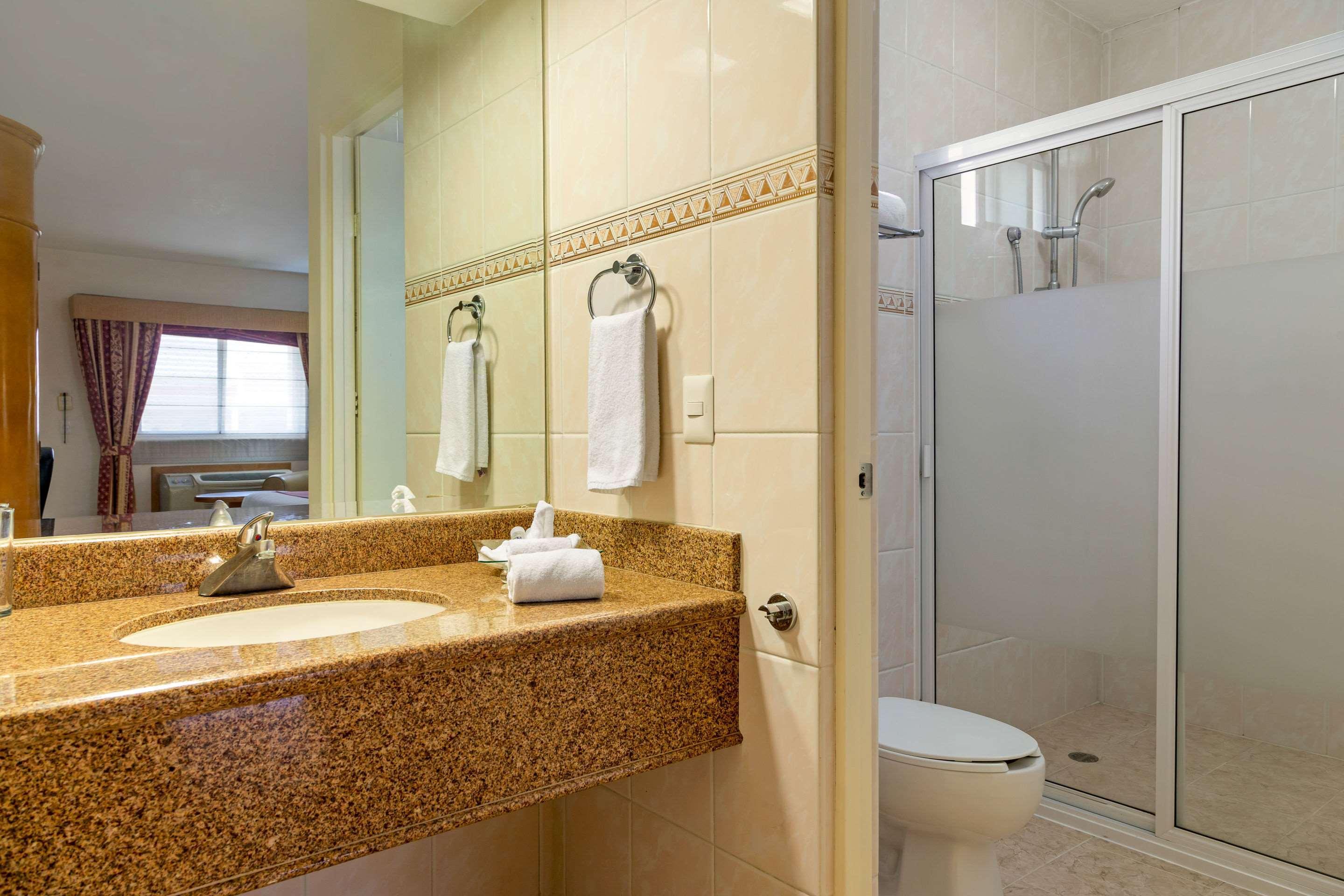 San Nicolás de los Garzas Comfort Inn Monterrey Norte מראה חיצוני תמונה