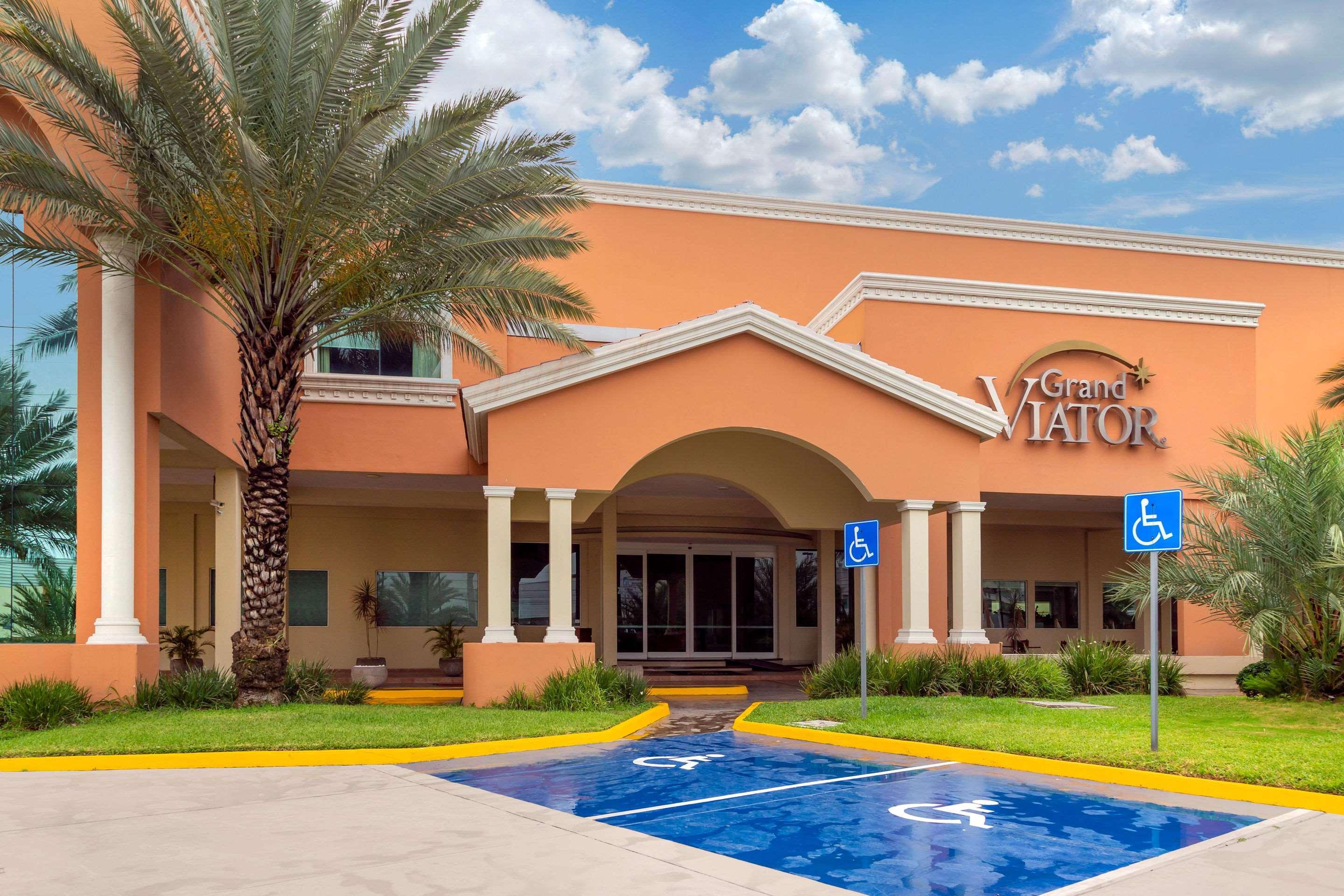 San Nicolás de los Garzas Comfort Inn Monterrey Norte מראה חיצוני תמונה