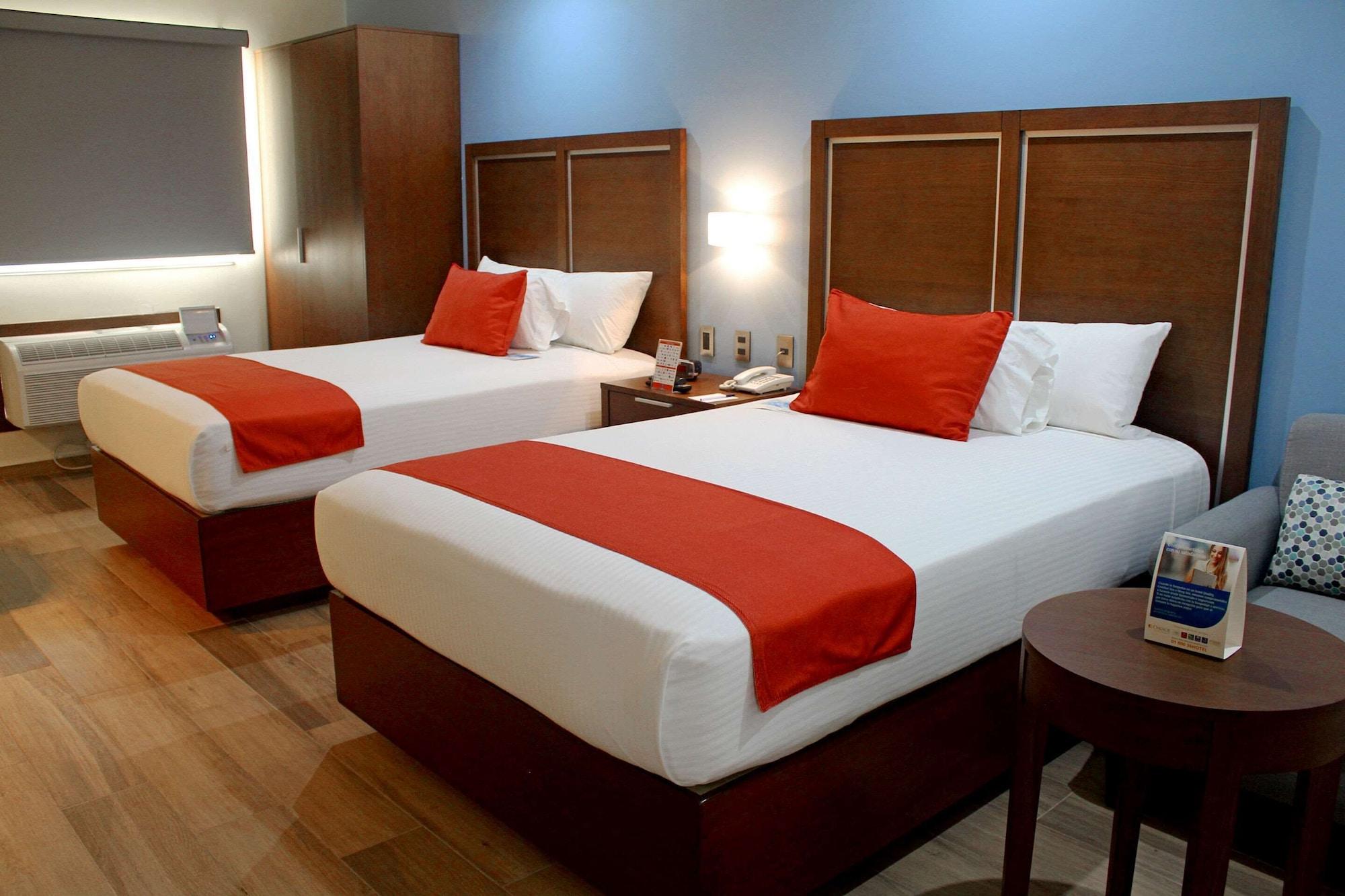 San Nicolás de los Garzas Comfort Inn Monterrey Norte מראה חיצוני תמונה